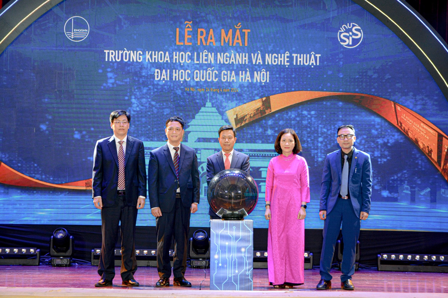 Đại học Quốc Gia Hà Nội: Ra mắt Trường Khoa học liên ngành và Nghệ thuật -0