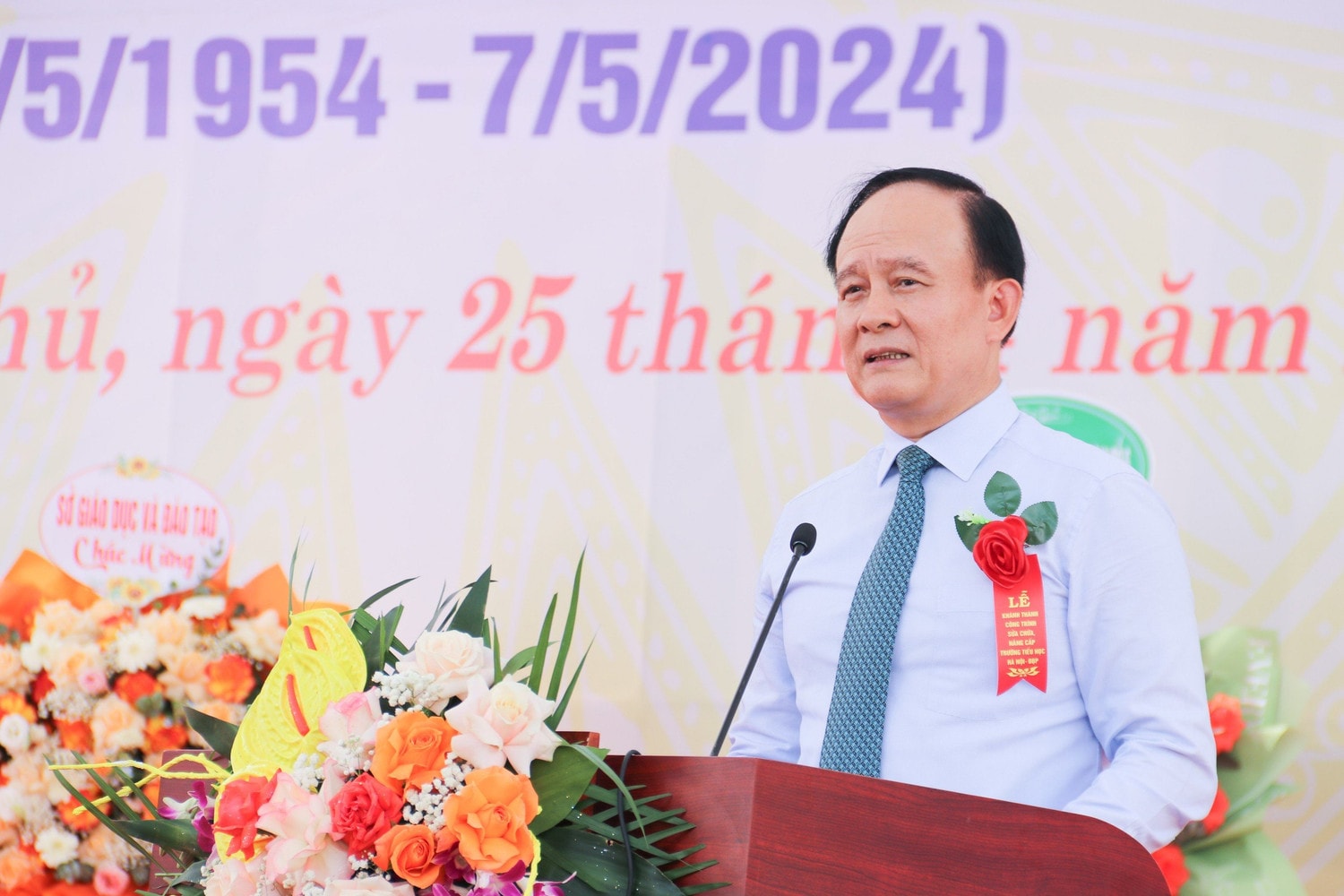 e98e712cb5c31b9d42d2.jpg -2