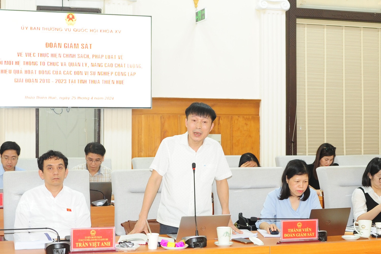 Trưởng bộ môn Kế toán công, Học viện Tài chính Ngô Thanh Hoàng - thành viên Đoàn giám sát phát biểu Đoàn giám sát của Ủy ban Thường vụ Quốc hội làm việc với UBND tỉnh Thừa Thiên Huế -0