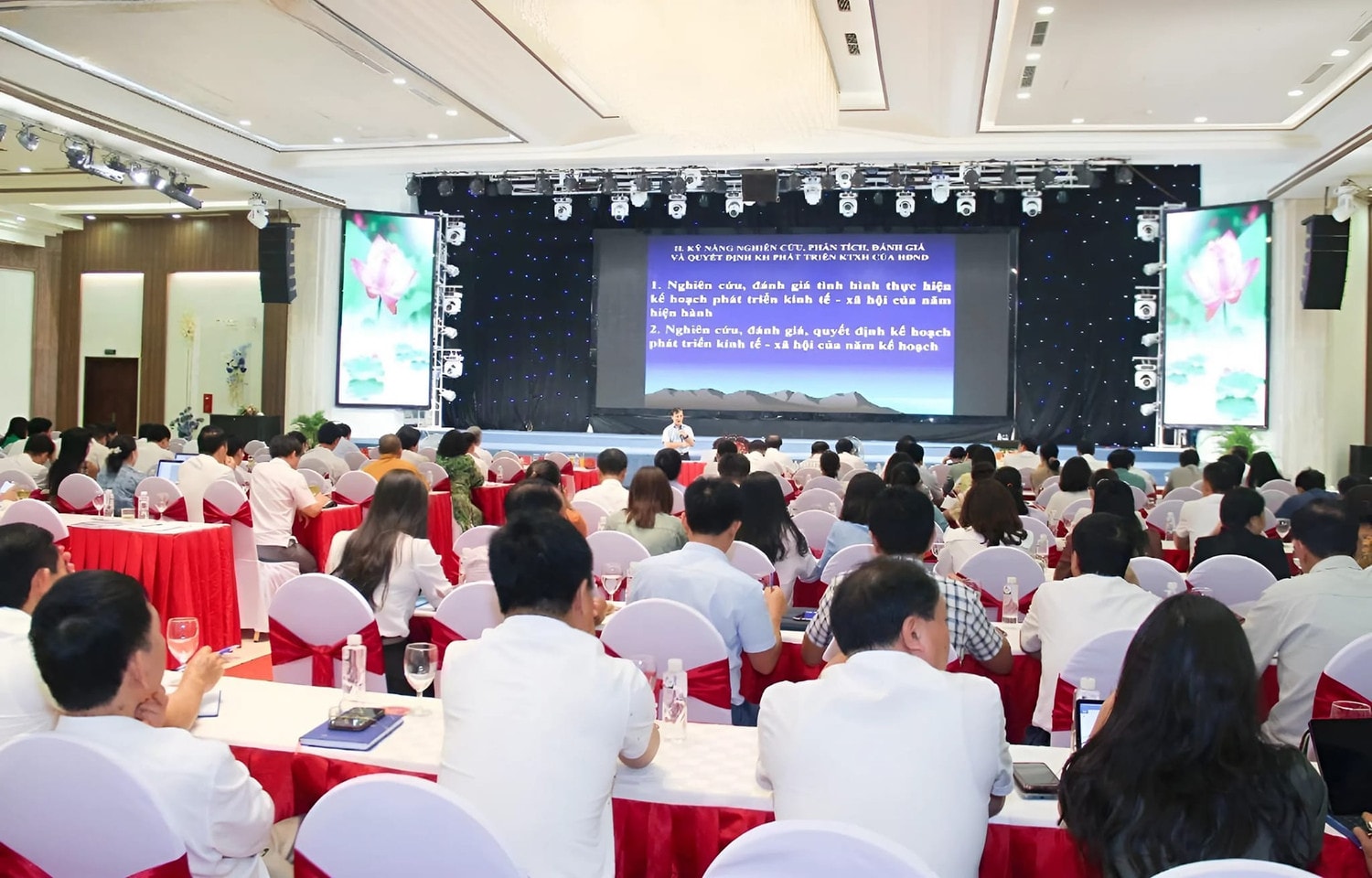 Nghệ An: Bồi dưỡng kỹ năng hoạt động cho đại biểu HĐND tỉnh và cấp huyện -0