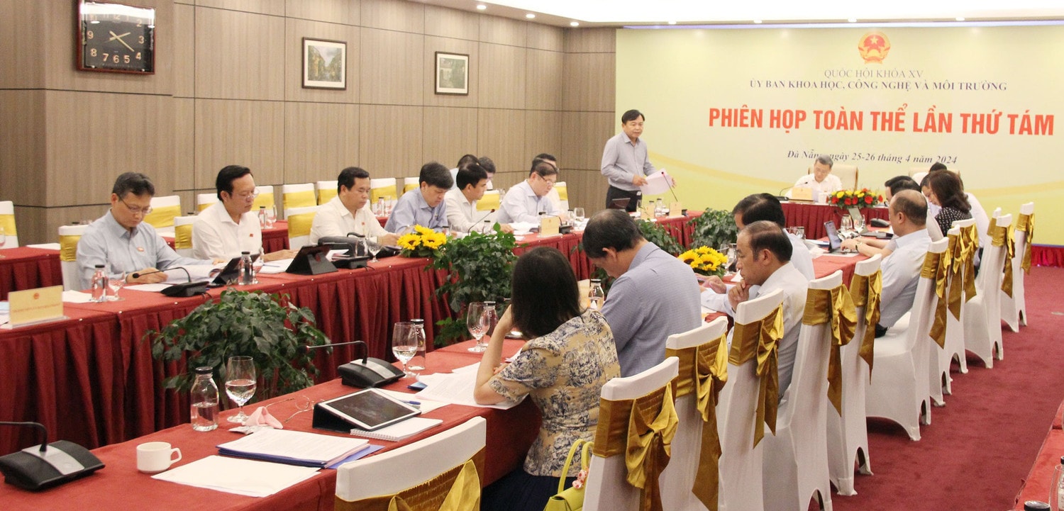 Ủy ban Khoa học, Công nghệ và Môi trường thẩm tra báo cáo của Chính phủ về thực hiện các Nghị quyết của Quốc hội về chuyển mục đích sử dụng rừng -0