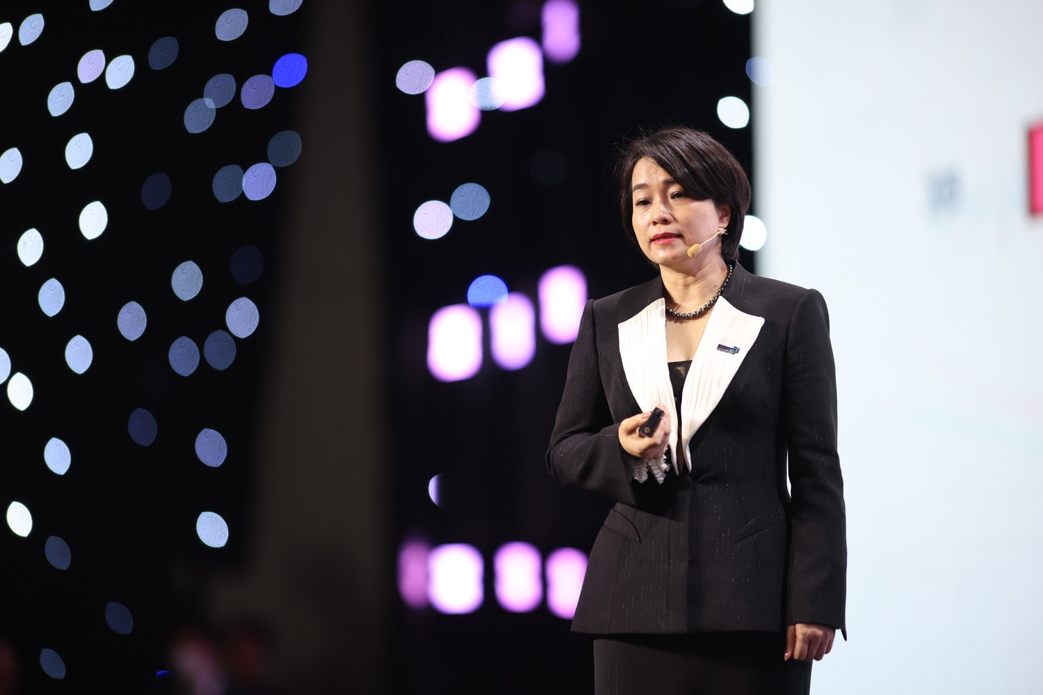 Chị Nguyễn Thị Phương - Tổng Giám đốc WinCommerce chia sẻ về kết quả và chiến lược của WCM Mỗi gia đình Việt Nam, mọi sản phẩm Masan; mỗi gia đình thế giới, ít nhất một sản phẩm Masan” -0