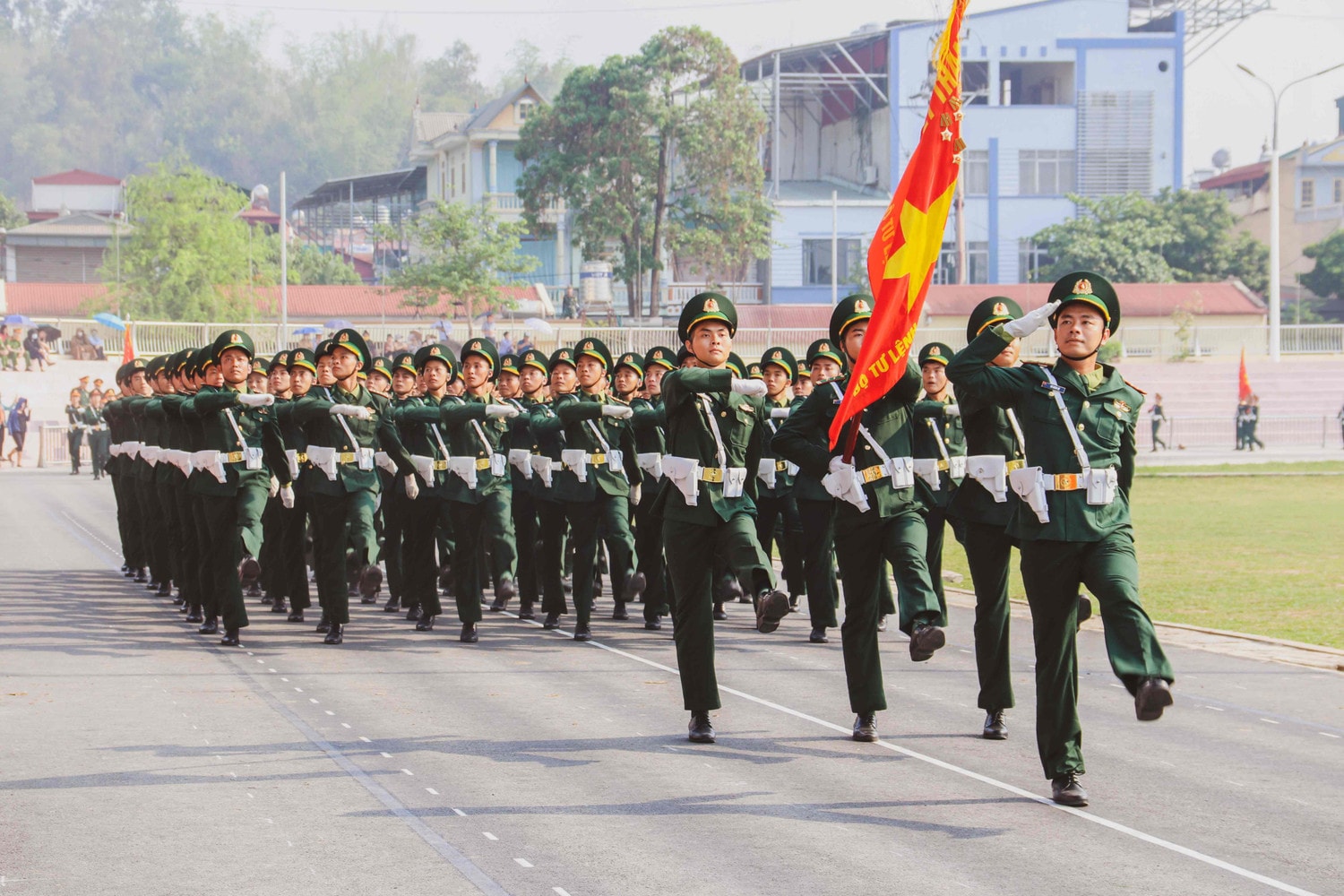Hợp luyện diễu binh chào mừng Lễ Kỷ niệm 70 năm Chiến thắng Điện Biên Phủ -1