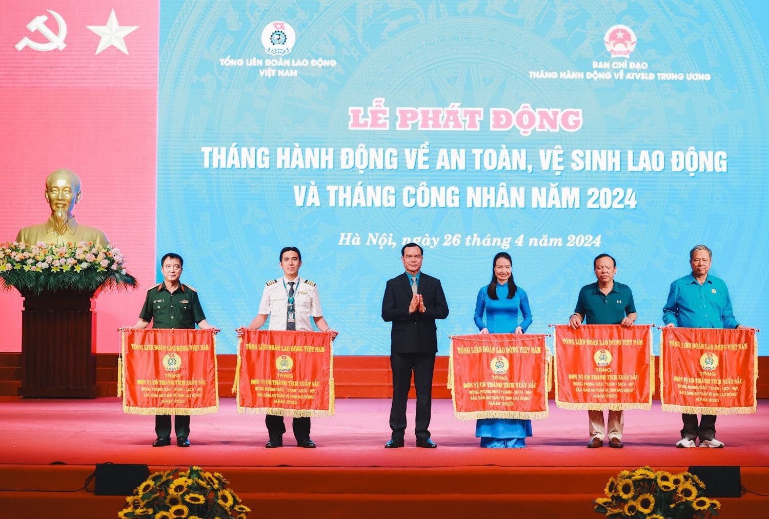 Tăng cường bảo đảm ATVSLĐ tại nơi làm việc và trong chuỗi cung ứng -0