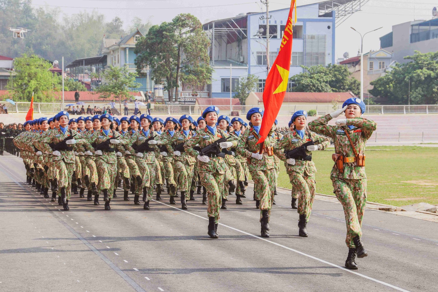 Hợp luyện diễu binh chào mừng Lễ Kỷ niệm 70 năm Chiến thắng Điện Biên Phủ -7