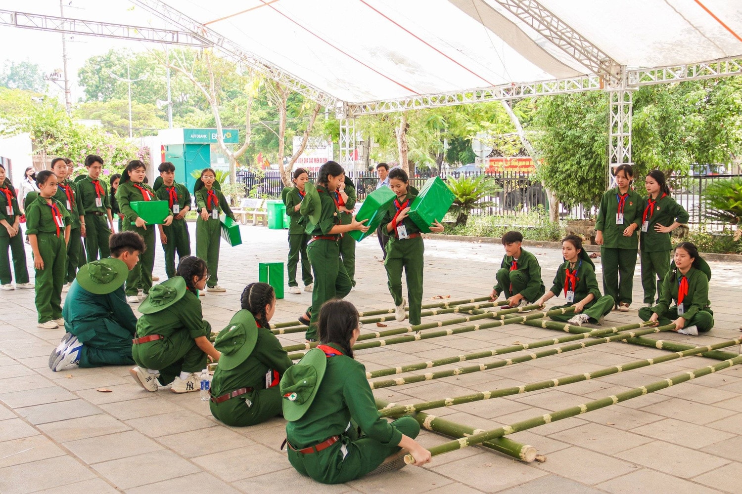 Hành trình về nguồn của các “chiến sĩ nhỏ Điện Biên”