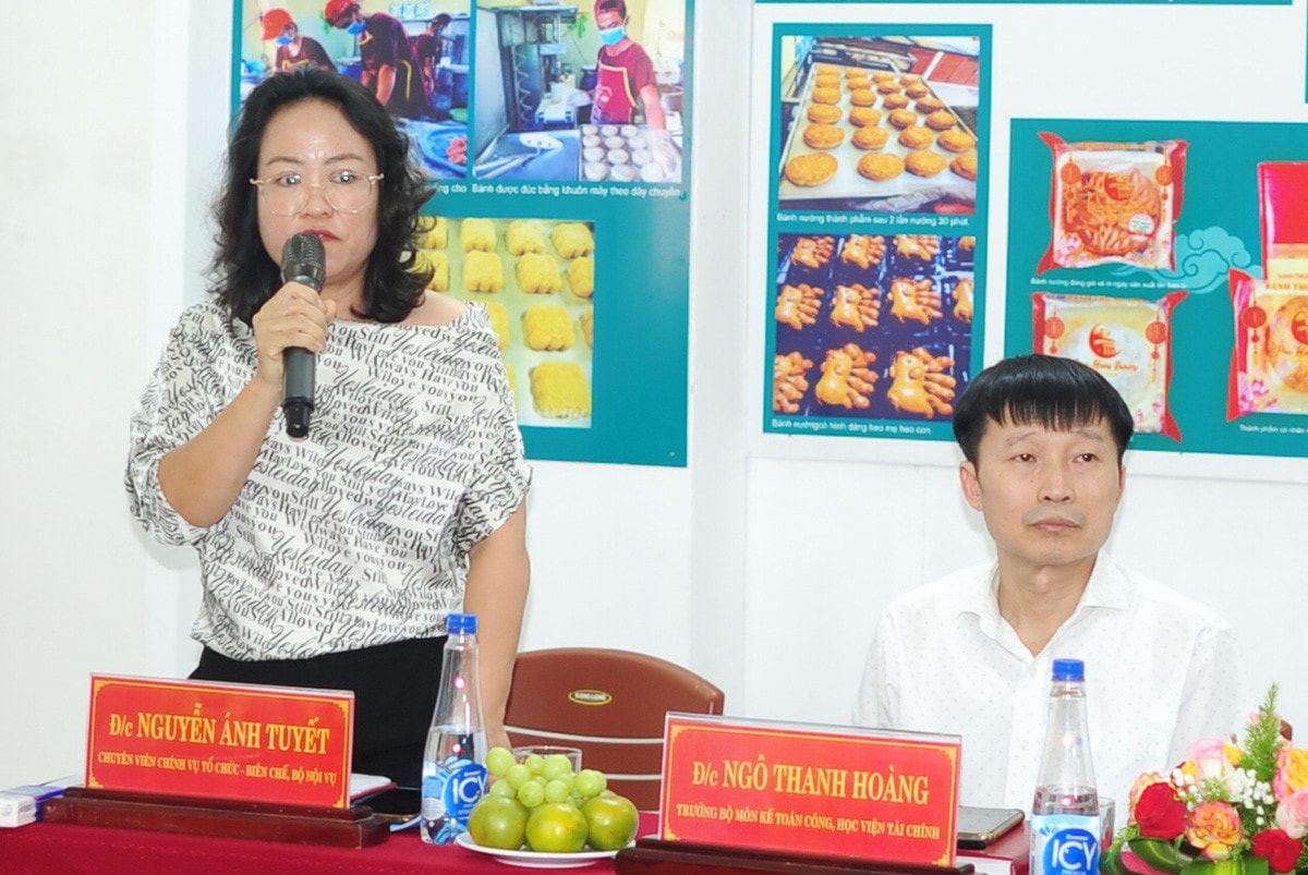 Đoàn giám sát của Ủy ban Thường vụ Quốc hội làm việc với Trung tâm Văn hóa, Thông tin và Thể thao Thành phố Huế -1