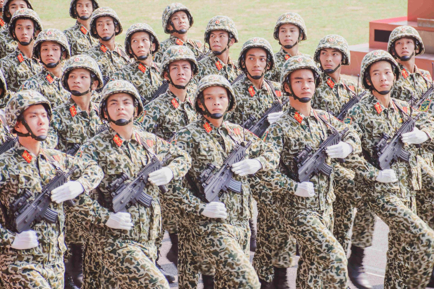 Hợp luyện diễu binh chào mừng Lễ Kỷ niệm 70 năm Chiến thắng Điện Biên Phủ -6
