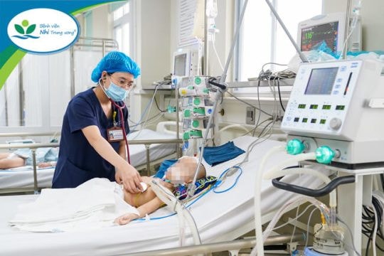 Bé trai 3 tuổi ngộ độc chì do uống thuốc nam không rõ nguồn gốc -0