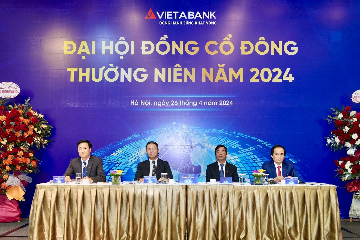 VIETABANK tổ chức thành công đại hội đồng cổ đông năm 2024 -0
