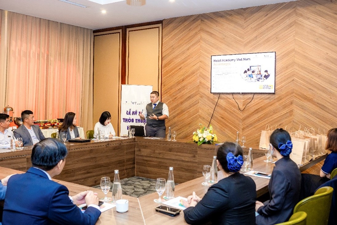 Hotel Academy Việt Nam và Khách sạn Melia Vinpearl Phú Quốc ký kết hợp tác chiến lược -0