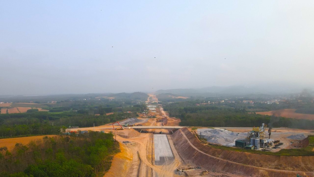 Quảng Bình: Chỉ còn 6km để cán đích bàn giao 100% mặt bằng cao tốc Bắc - Nam -0