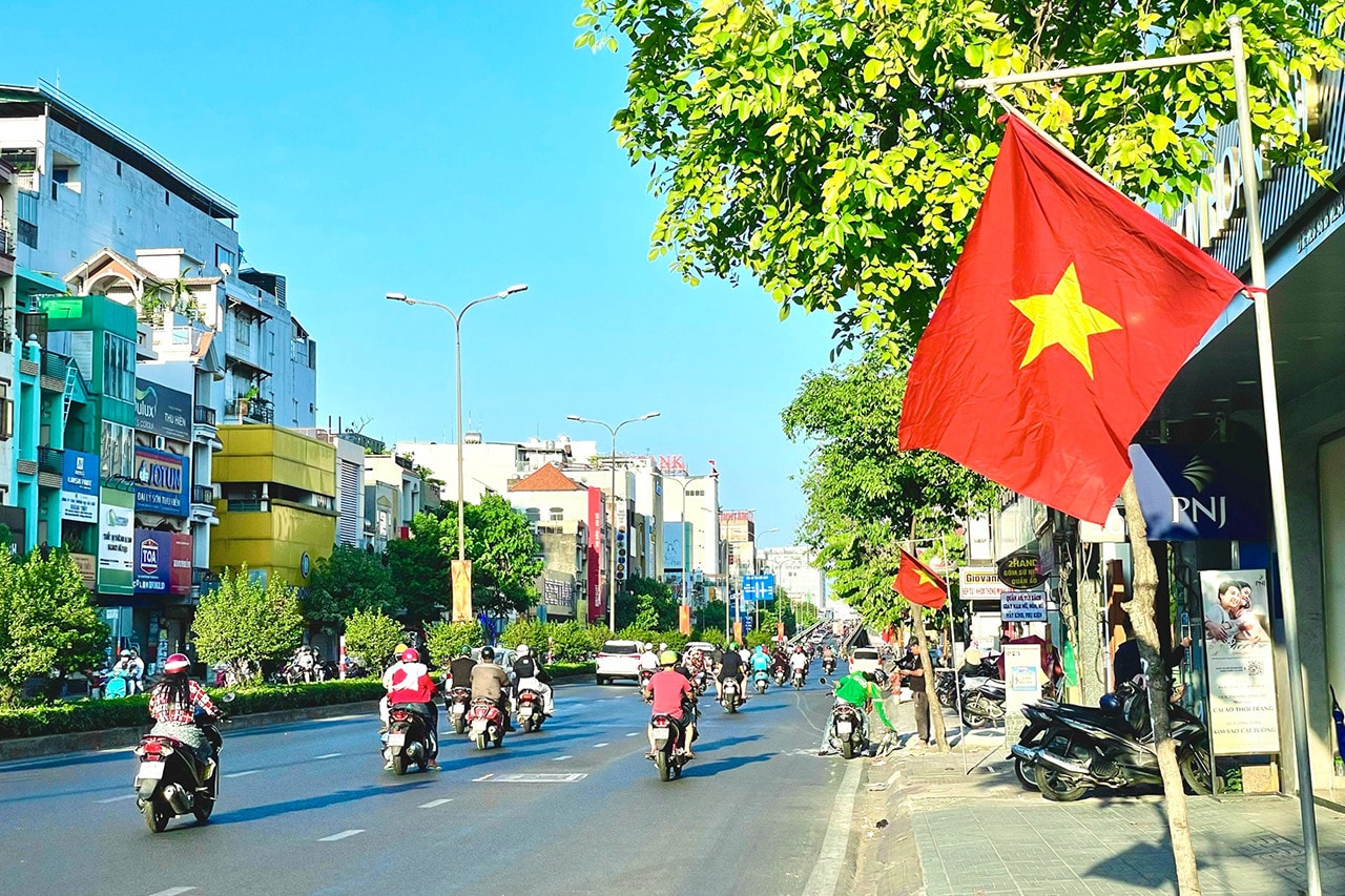 Diện mạo TP. Hồ Chí Minh vươn lên mạnh mẽ sau 49 năm giải phóng ảnh 20 Diện mạo TP. Hồ Chí Minh vươn lên mạnh mẽ sau 49 năm giải phóng -0