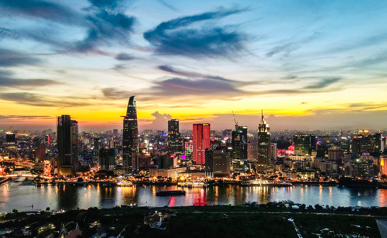 Diện mạo TP. Hồ Chí Minh vươn lên mạnh mẽ sau 49 năm giải phóng -0