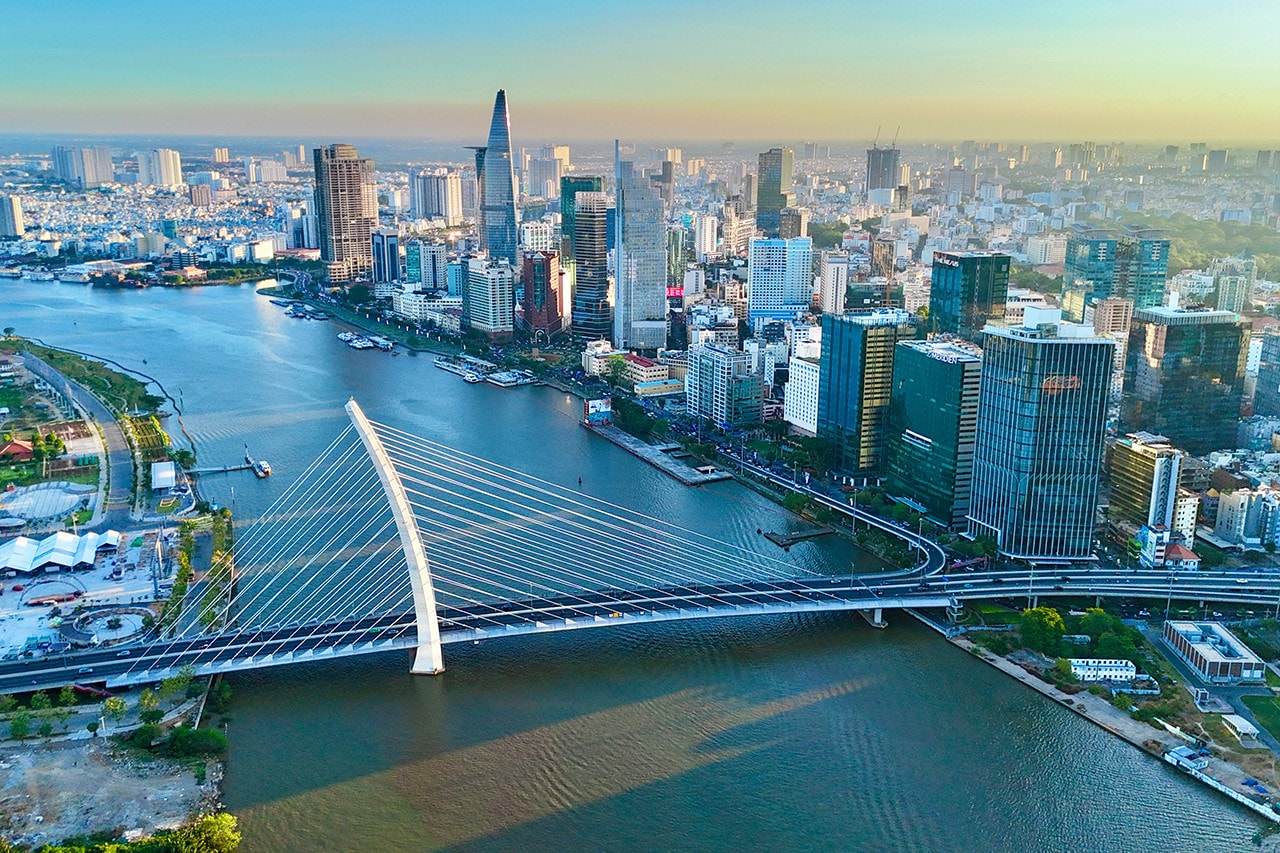 Diện mạo TP. Hồ Chí Minh vươn lên mạnh mẽ sau 49 năm giải phóng -0