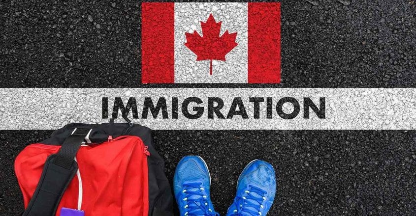 Canada thắt chặt giờ làm thêm của sinh viên quốc tế -0