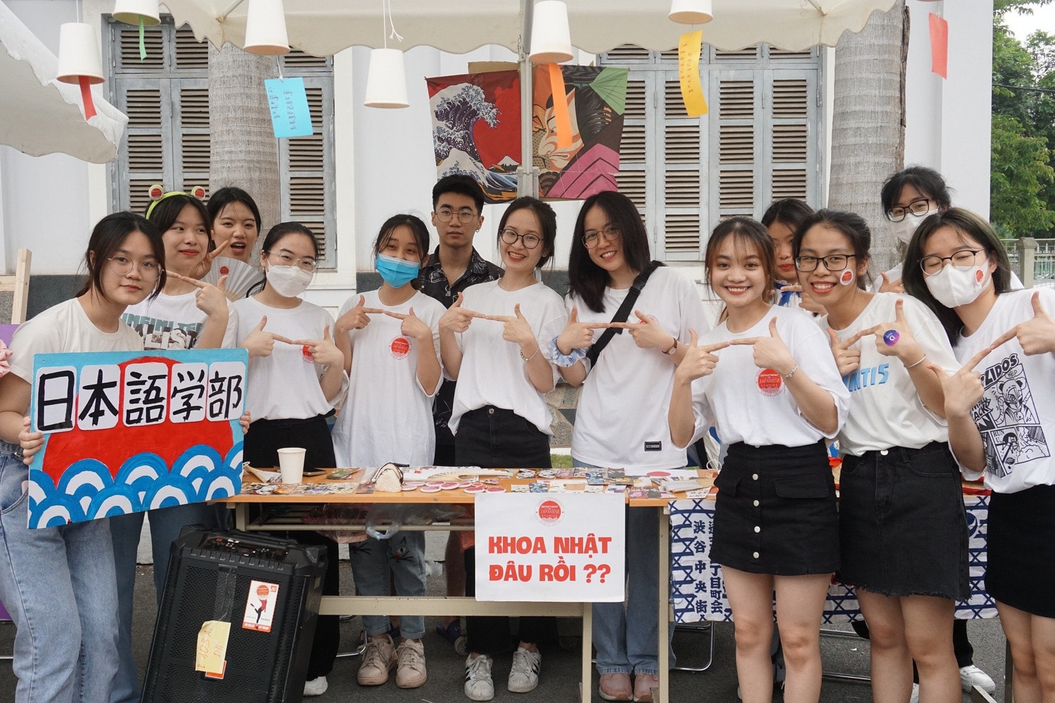 Phó Hiệu trưởng Trường Đại học Hà Nội nói bí quyết tăng cơ hội trúng tuyển vào các ngành “hot” -0
