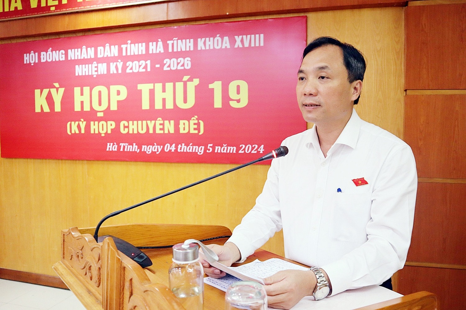 Hà Tĩnh: HĐND tỉnh thông qua 13 nghị quyết tại Kỳ họp thứ 19 -0