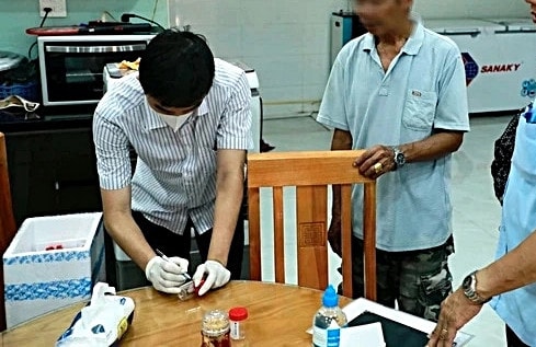 Công an vào cuộc vụ hàng trăm người ngộ độc sau vì ăn bánh mì ở Đồng Nai -0