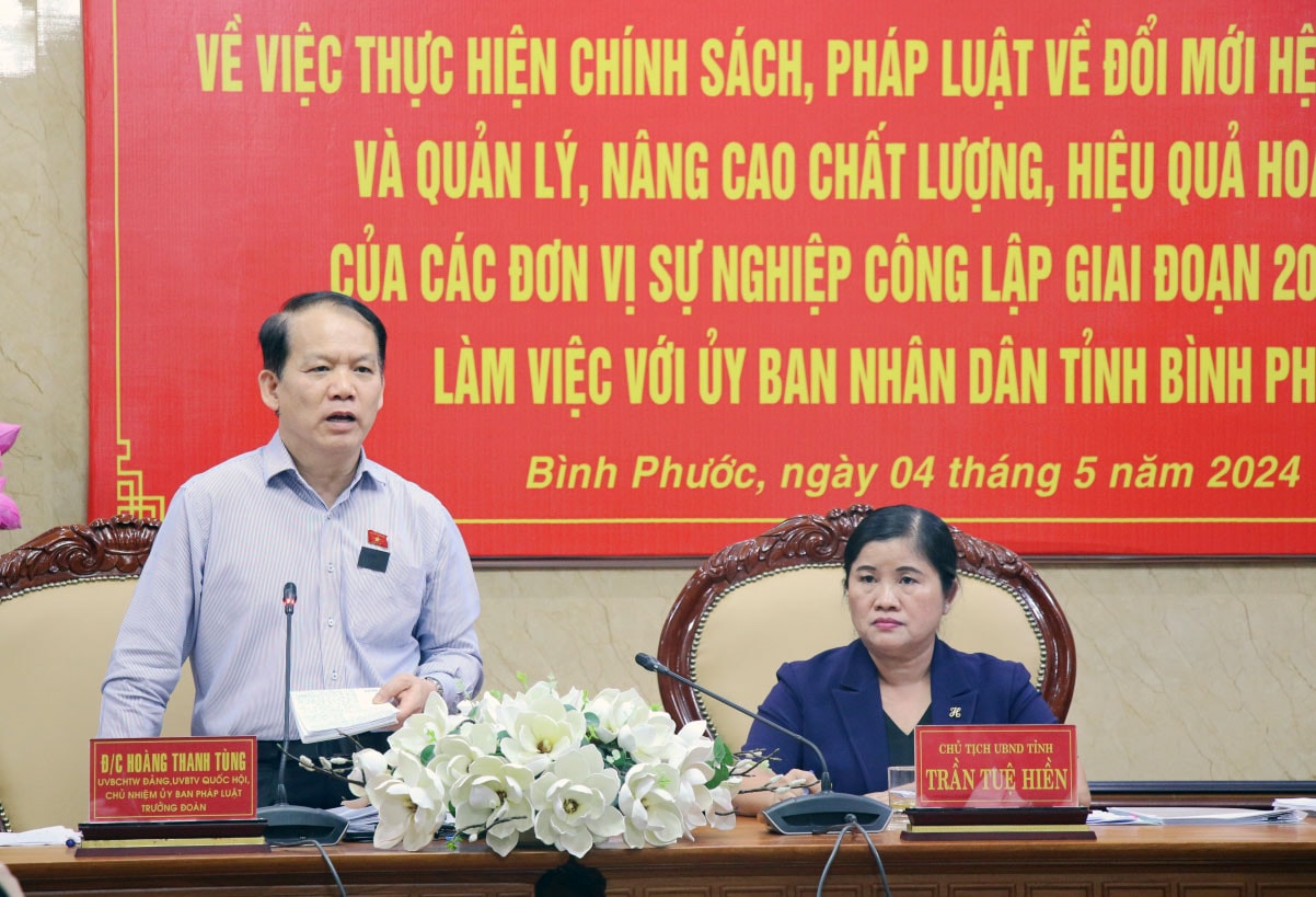 Đoàn giám sát của Ủy ban Thường vụ Quốc hội làm việc với UBND tỉnh Bình Phước -0
