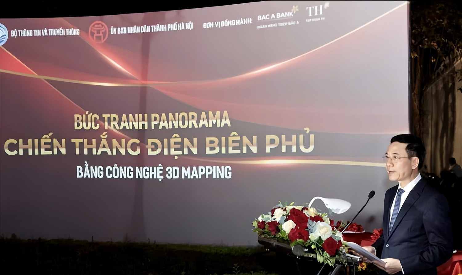 Bộ trưởng Bộ Thông tin và Truyền thông Nguyễn Mạnh Hùng phát biểu tại lễ khai mạc sự kiện. Ảnh: TH
