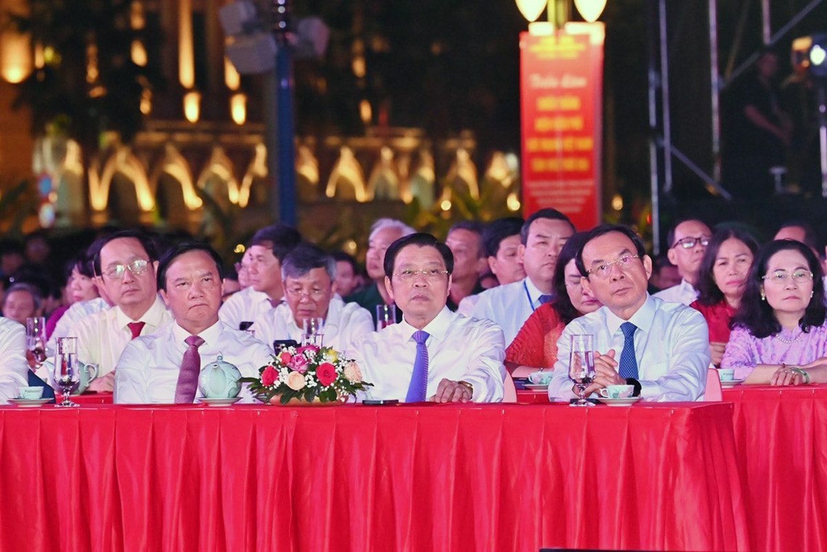 Thủ tướng Phạm Minh Chính tham dự Chương trình Cầu truyền hình “Dưới lá cờ Quyết thắng” kỷ niệm 70 năm Chiến thắng Điện Biên Phủ -0