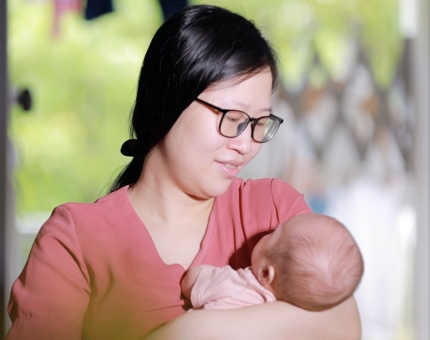 10 năm đi tìm hạnh phúc làm cha mẹ -0