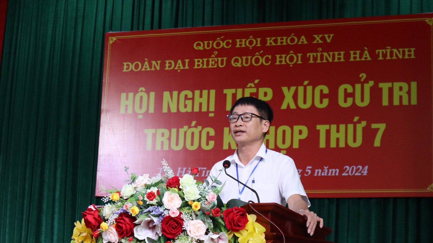 Nhiều kiến nghị liên quan đến chế độ chính sách, môi trường và phát triển kinh tế - xã hội