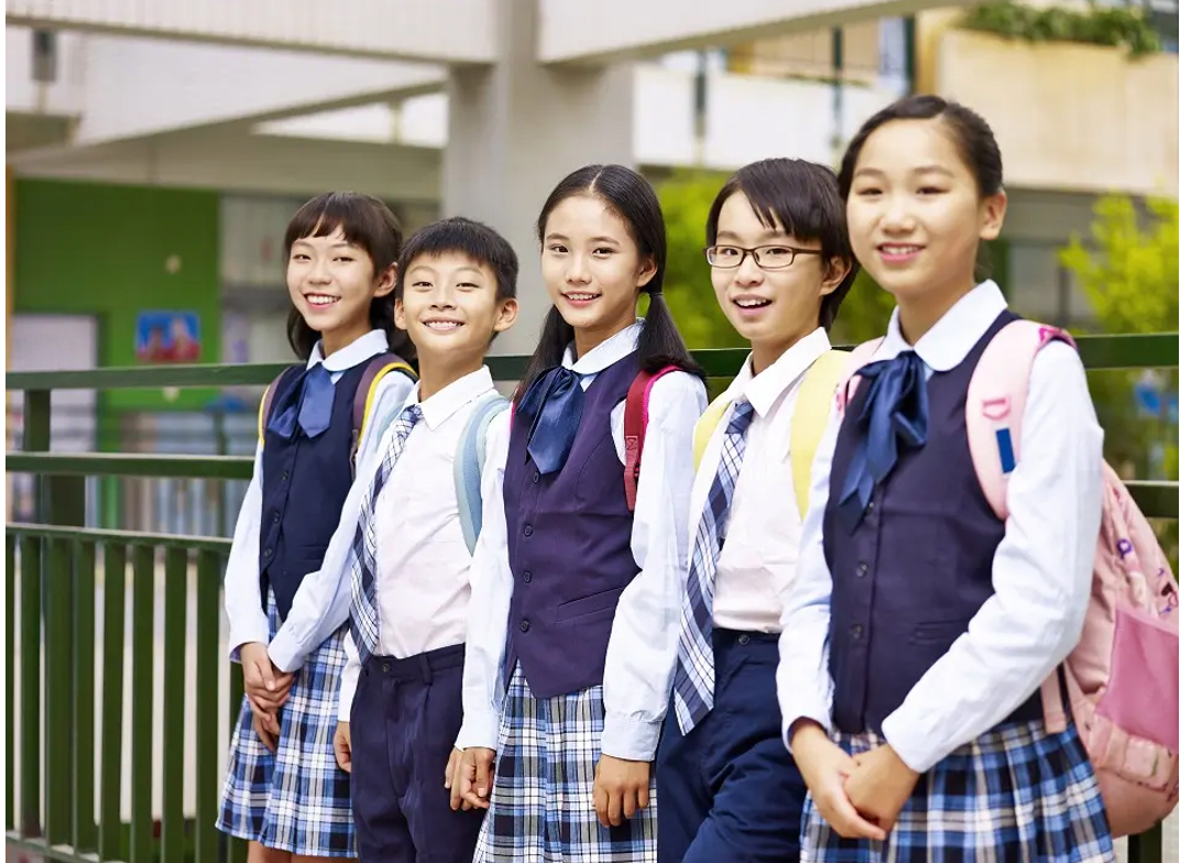 Nhiều gia đình ở Nhật phải cắt giảm chi phí sinh hoạt khi con chuyển cấp -0
