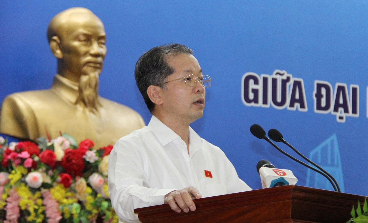 Bí thư Thành ủy, Trưởng Đoàn ĐBQH TP. Đà Nẵng Nguyễn Văn Quảng ghi nhận các ý kiến, kiến nghị của cử tri Công nhân kiến nghị xử lý hình sự doanh nghiệp nợ Bảo hiểm xã hội trên 6 tháng -0