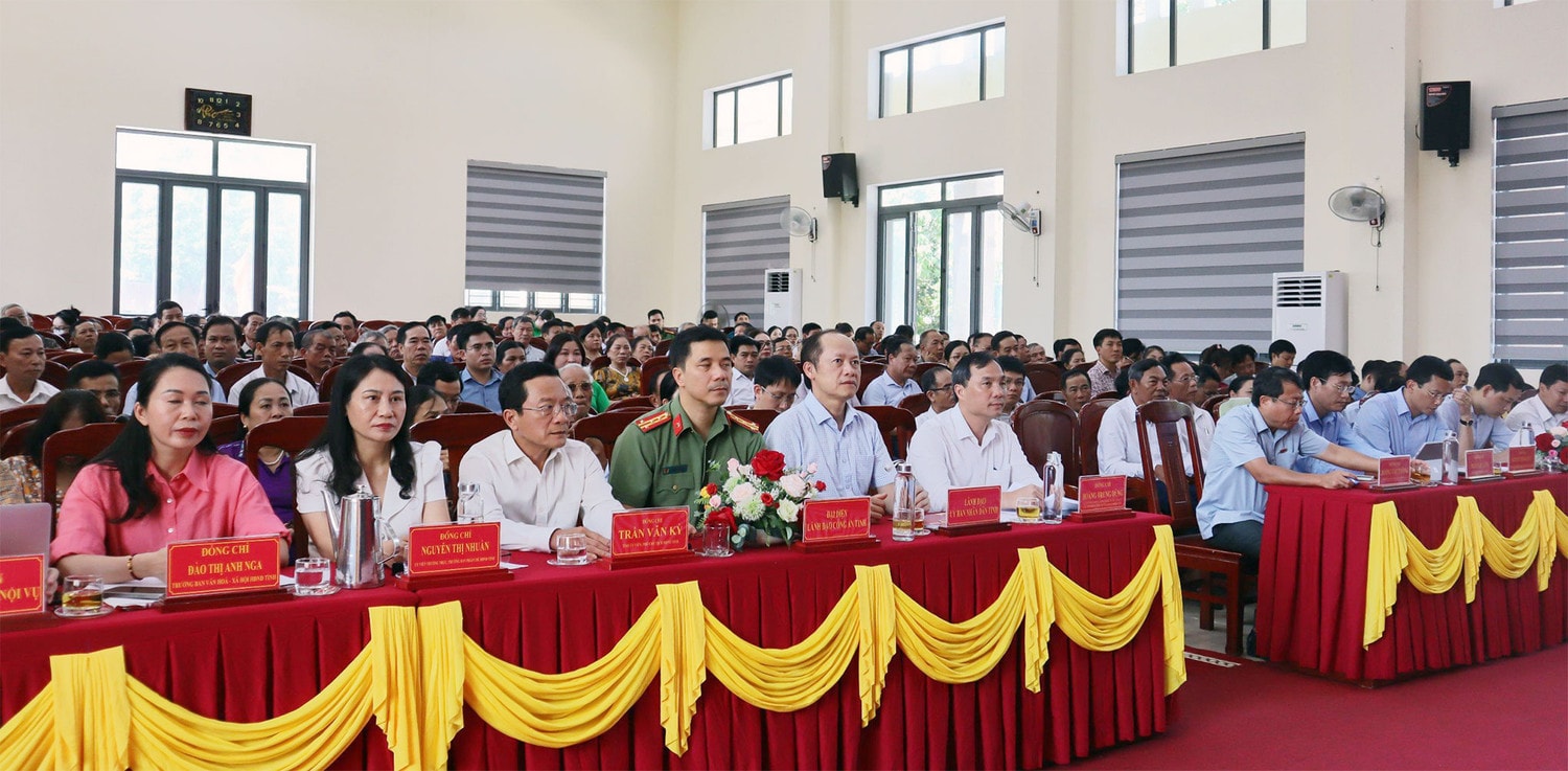 Hà Tĩnh: Nhiều kiến nghị liên quan đến chế độ chính sách, môi trường và phát triển kinh tế - xã hội -0