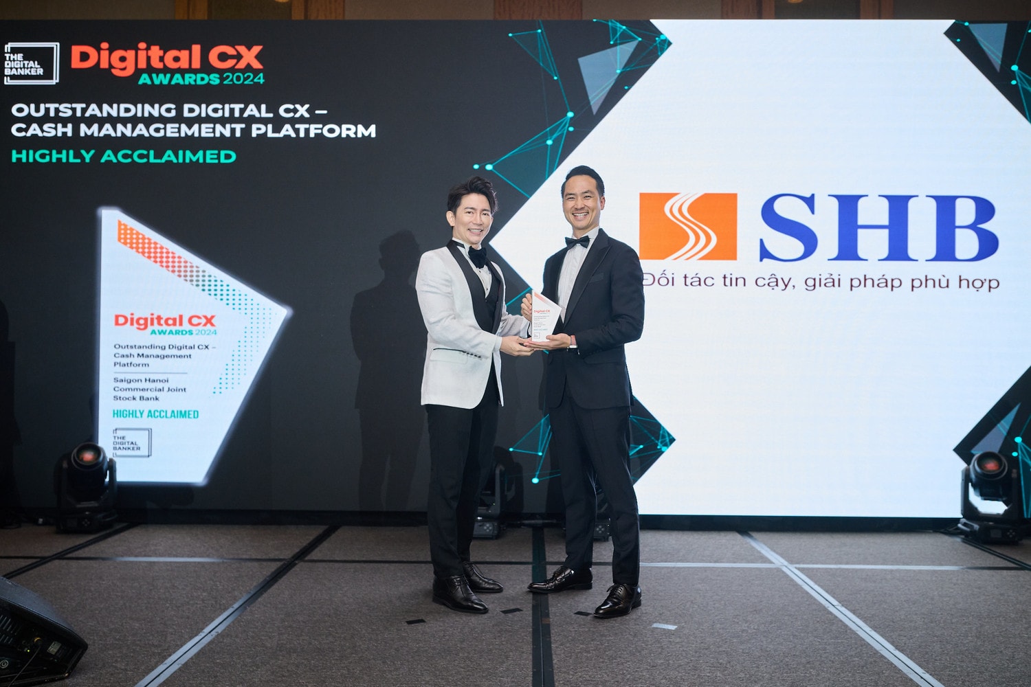 SHB là đại diện ngân hàng Việt Nam đầu tiên, duy nhất giành cú đúp giải thưởng tại Digital CX Awards 2024 -0