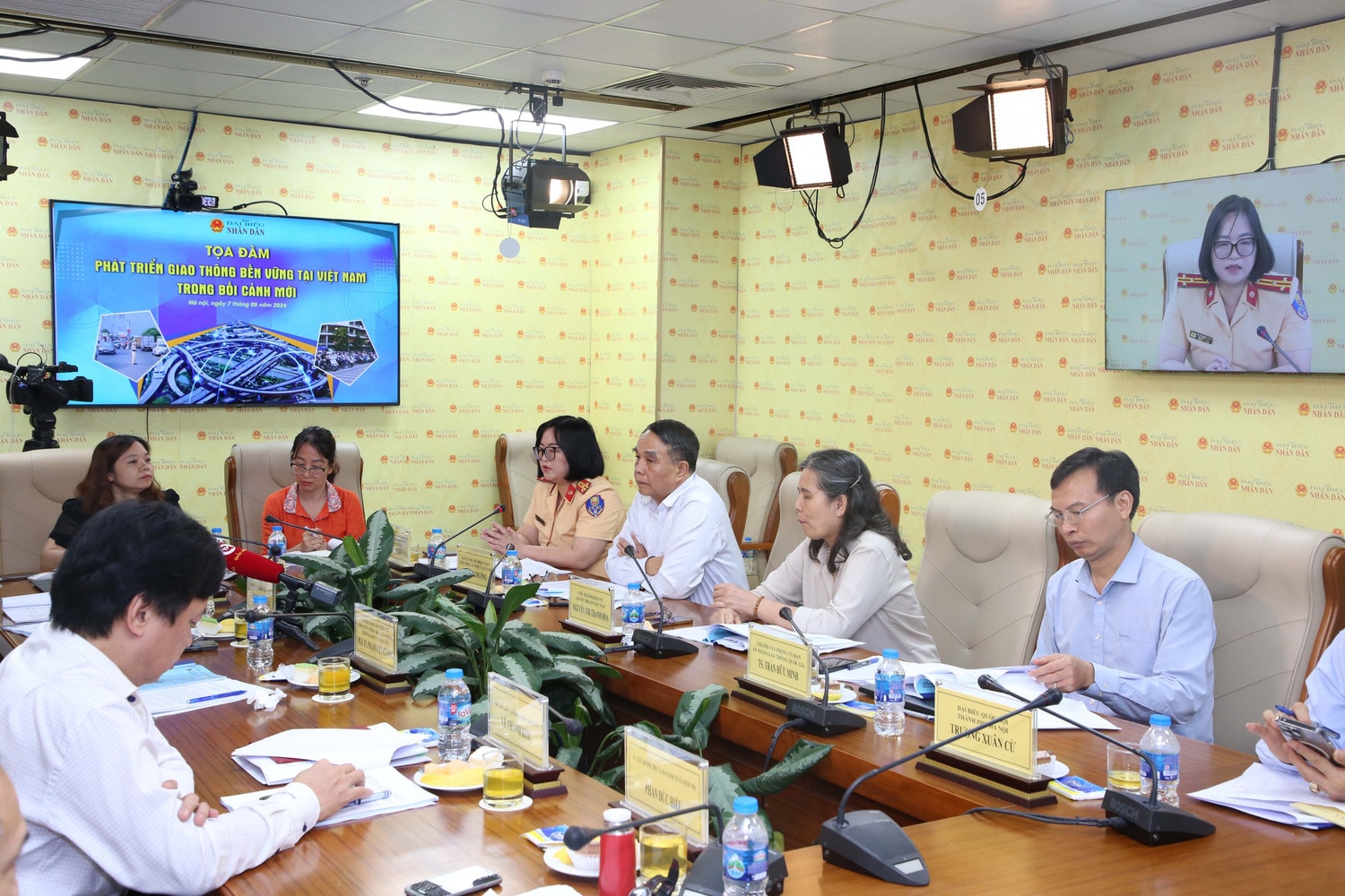 Một số hình ảnh Tọa đàm “Phát triển giao thông bền vững tại Việt Nam trong bối cảnh mới” -0