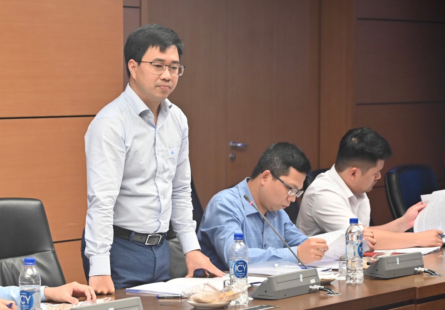 Bí thư Đoàn Khối Bùi Hoàng Tùng – Trưởng Đoàn kiểm tra phát biểu chỉ đạo. Ảnh: Linh Chi