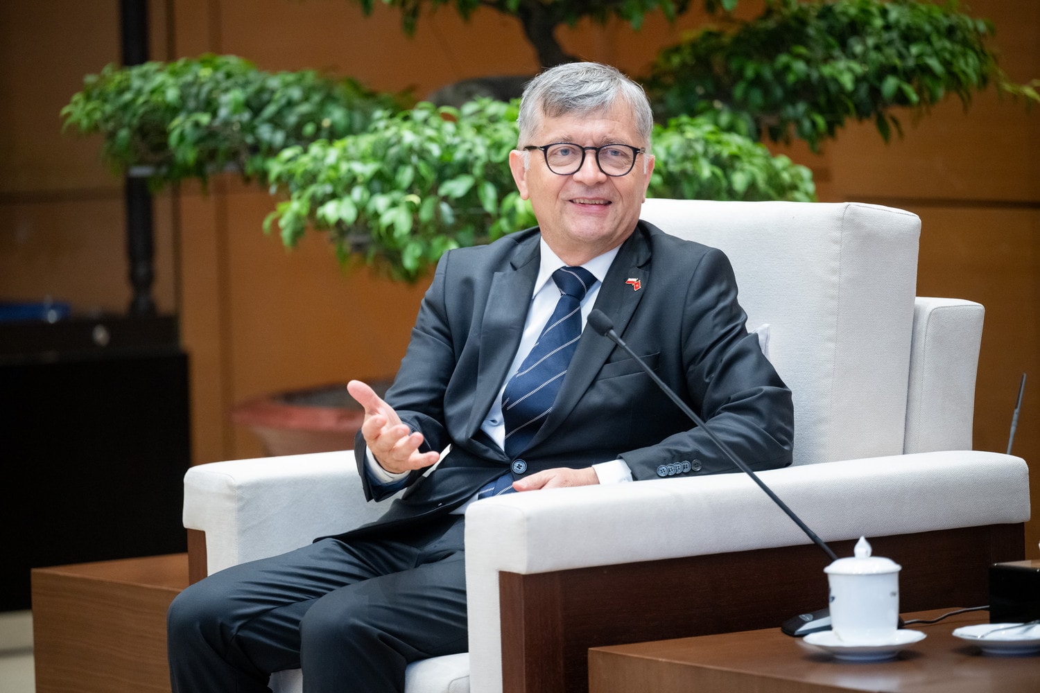 Đại sứ Ba Lan Aleksander Surdej phát biểu