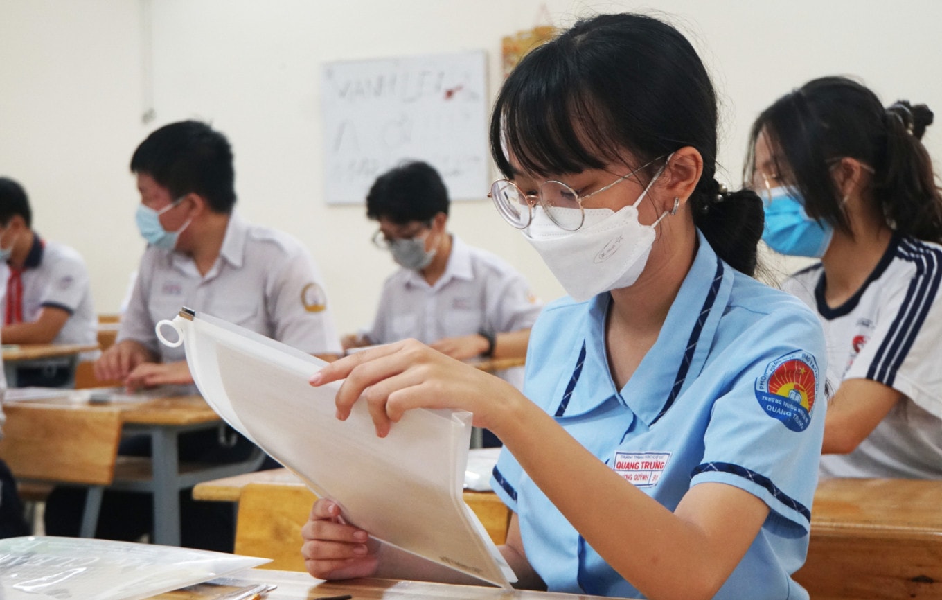 TP. Hồ Chí Minh: Rà soát để bổ sung chỉ tiêu vào lớp 10 -0