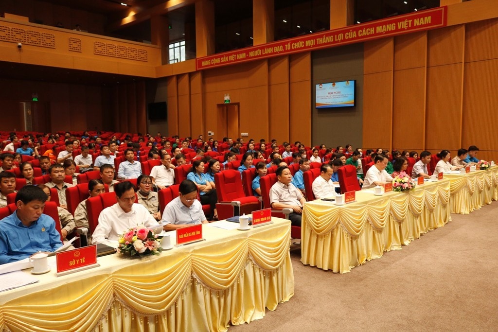 Kiến nghị rút ngắn thời gian đóng bảo hiểm xã hội đối với lao động làm việc nặng nhọc, độc hại -0