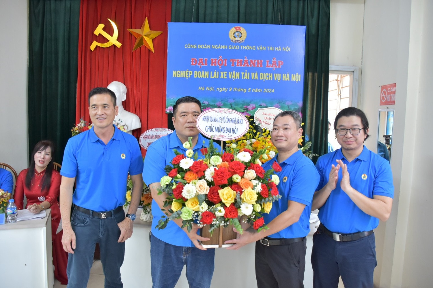 Thành lập Nghiệp đoàn lái xe vận tải và dịch vụ Hà Nội -0