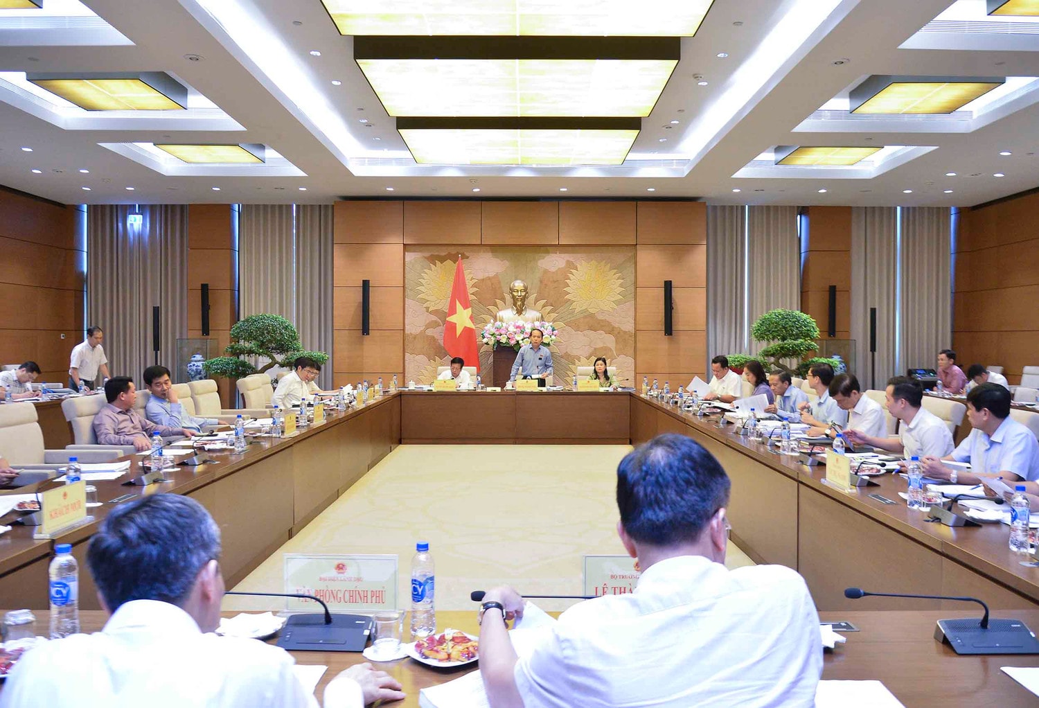 Toàn cảnh phiên họp