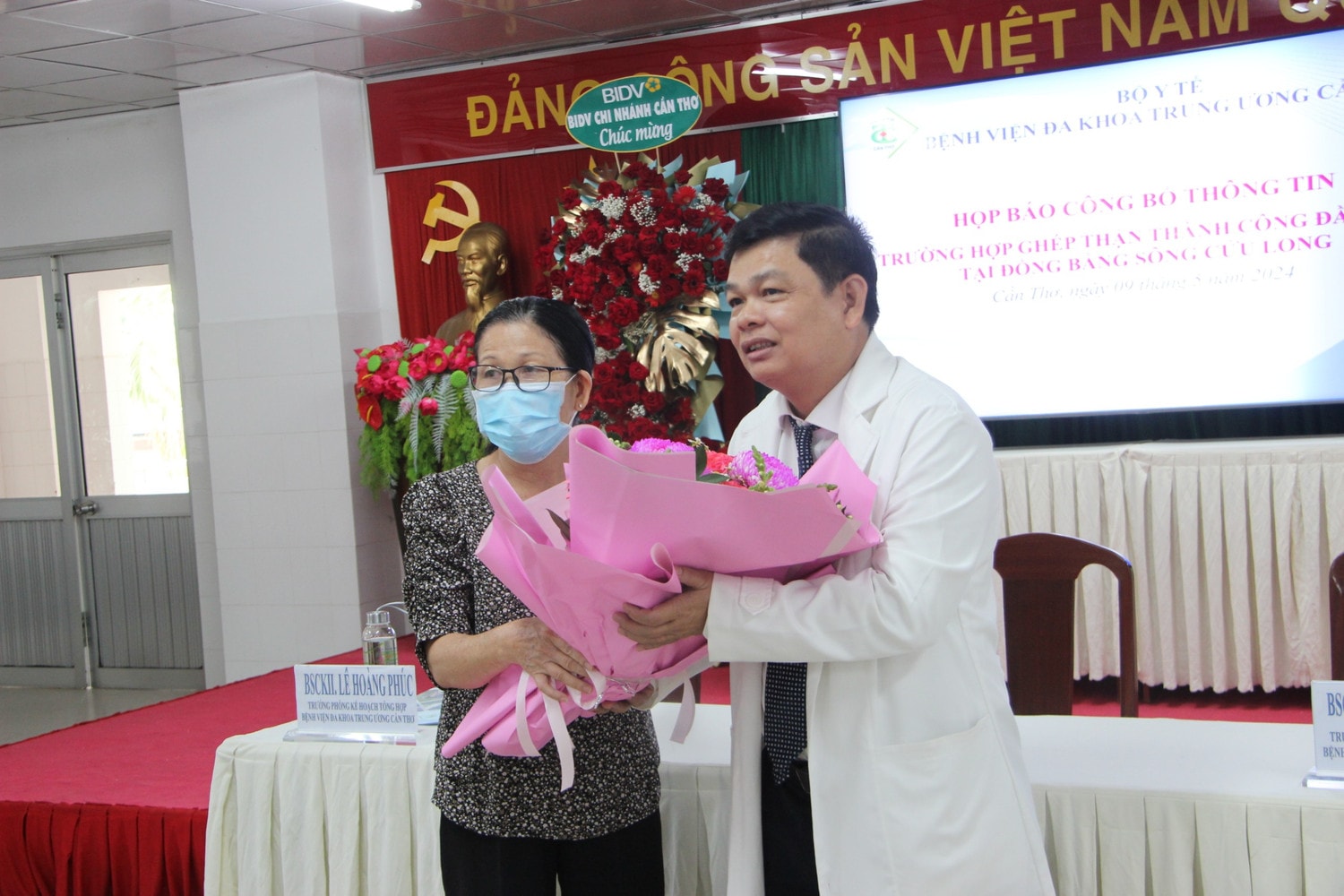 Lần đầu tiên ghép thận thành công tại Đồng bằng sông Cửu Long -0