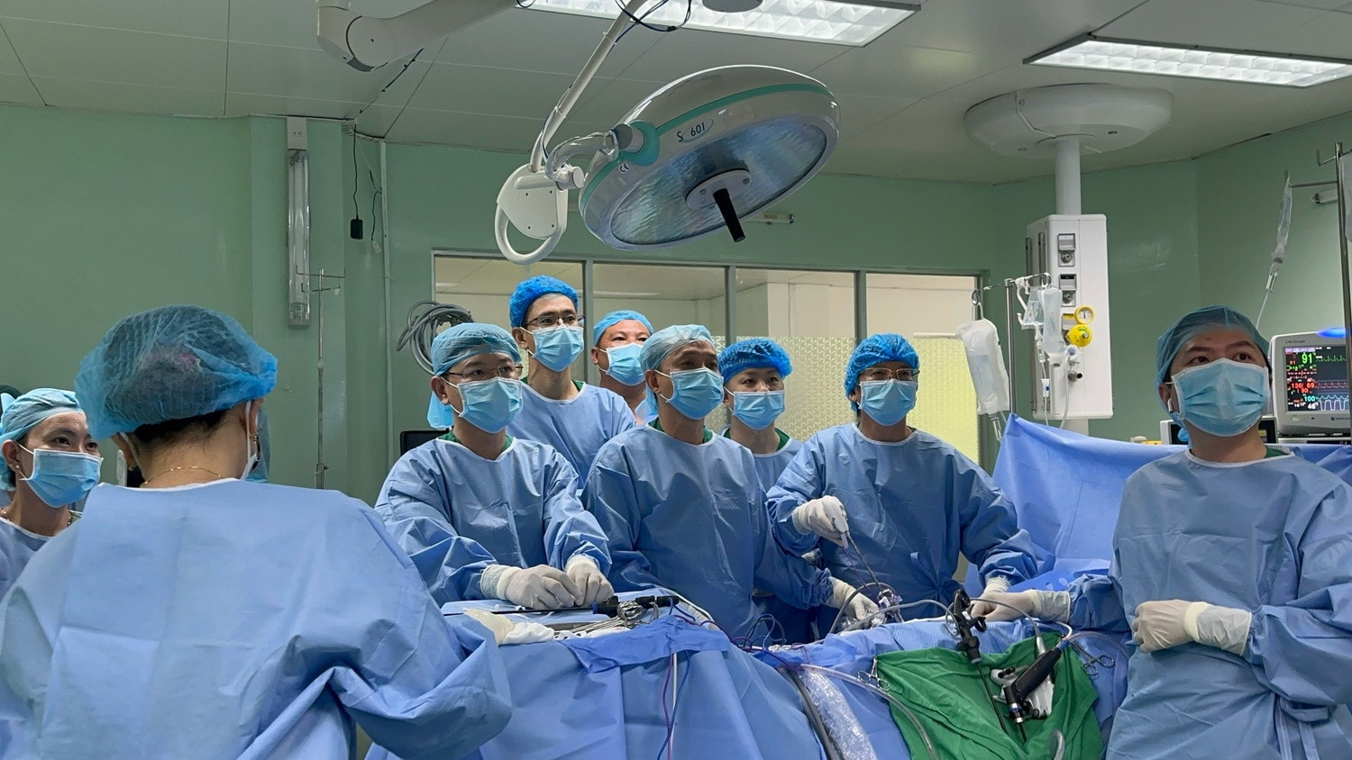 Lần đầu tiên ghép thận thành công tại Đồng bằng sông Cửu Long -0