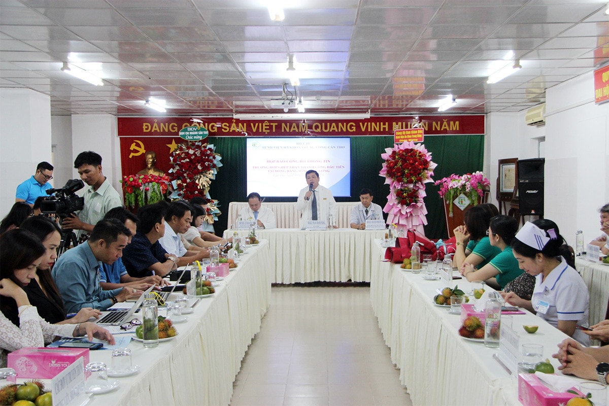 Lần đầu tiên ghép thận thành công tại khu vực đồng bằng sông Cửu Long -0