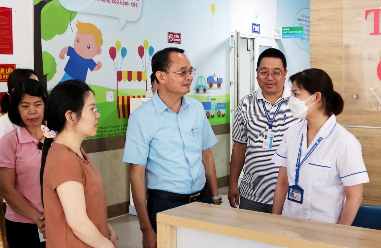 Công đoàn Y tế Hà Nội thăm hỏi, động viên người lao động nhân Tháng Công nhân 2024 -0