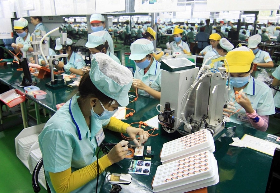 Đẩy mạnh phát triển các sản phẩm màn hình, chất bán dẫn và linh kiện điện tử. Ảnh: ITN