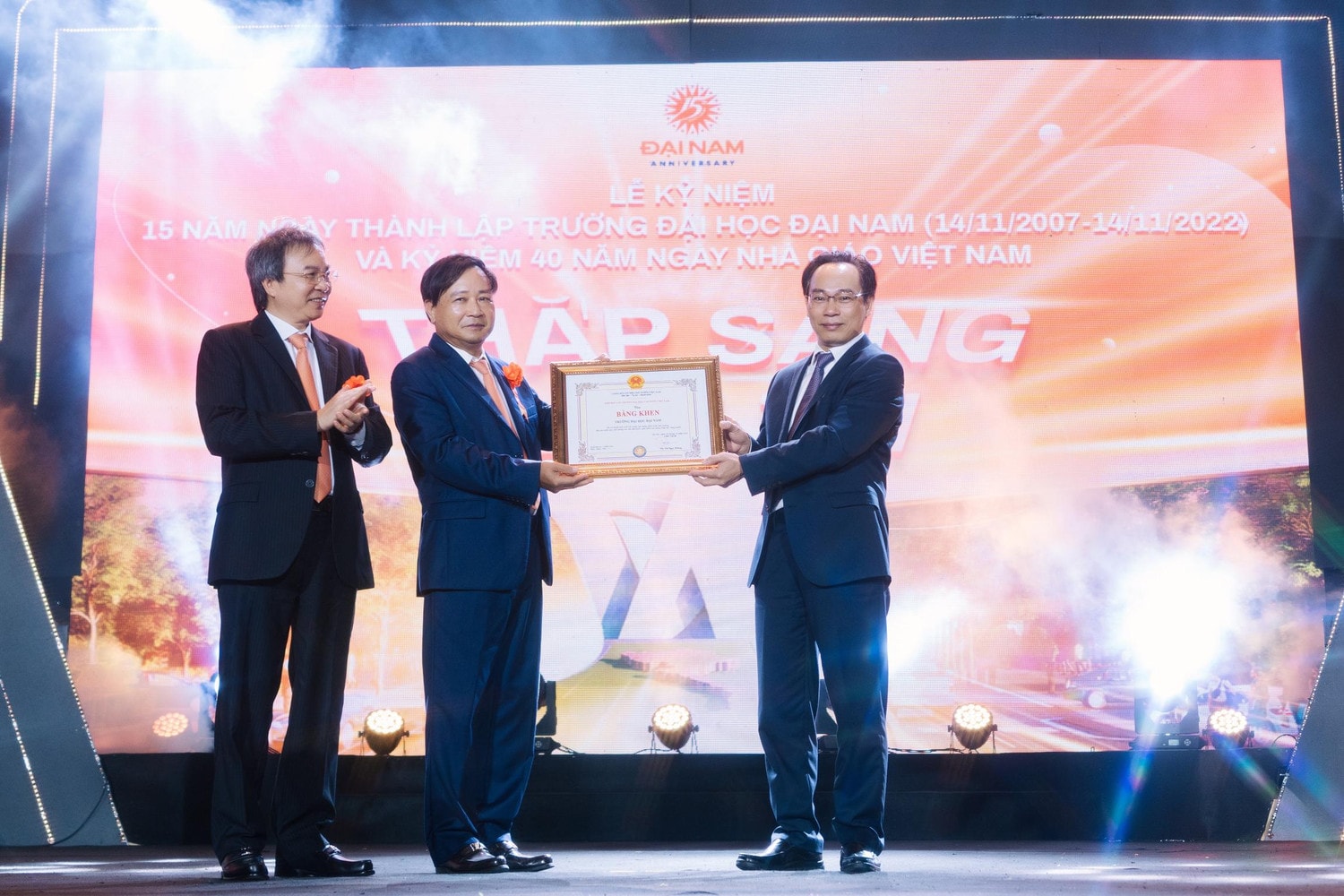 Những ngành học mang tính ứng dụng, cơ hội việc làm cao tại Trường Đại học Đại Nam -0