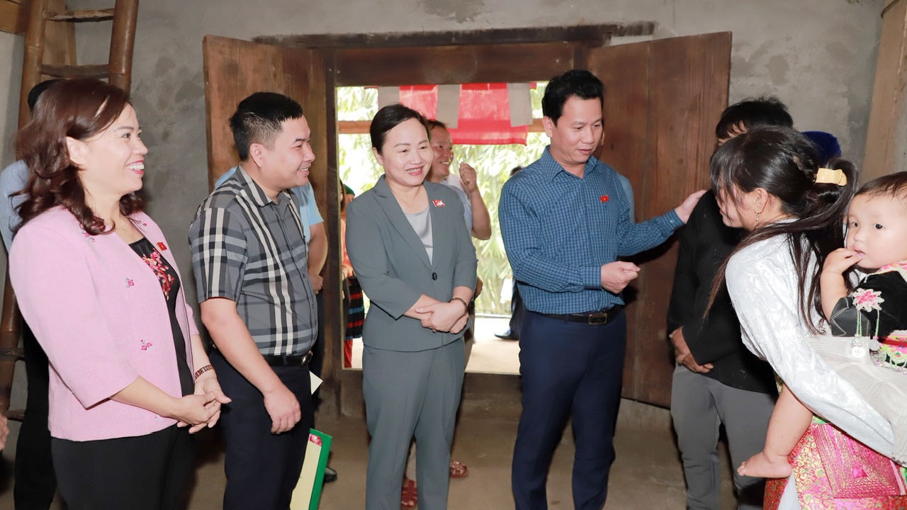 Hà Giang: Cử tri đề nghị phân cấp cho UBND cấp huyện được cấp giấy phép khai thác khoáng sản làm vật liệu xây dựng thông thường -0