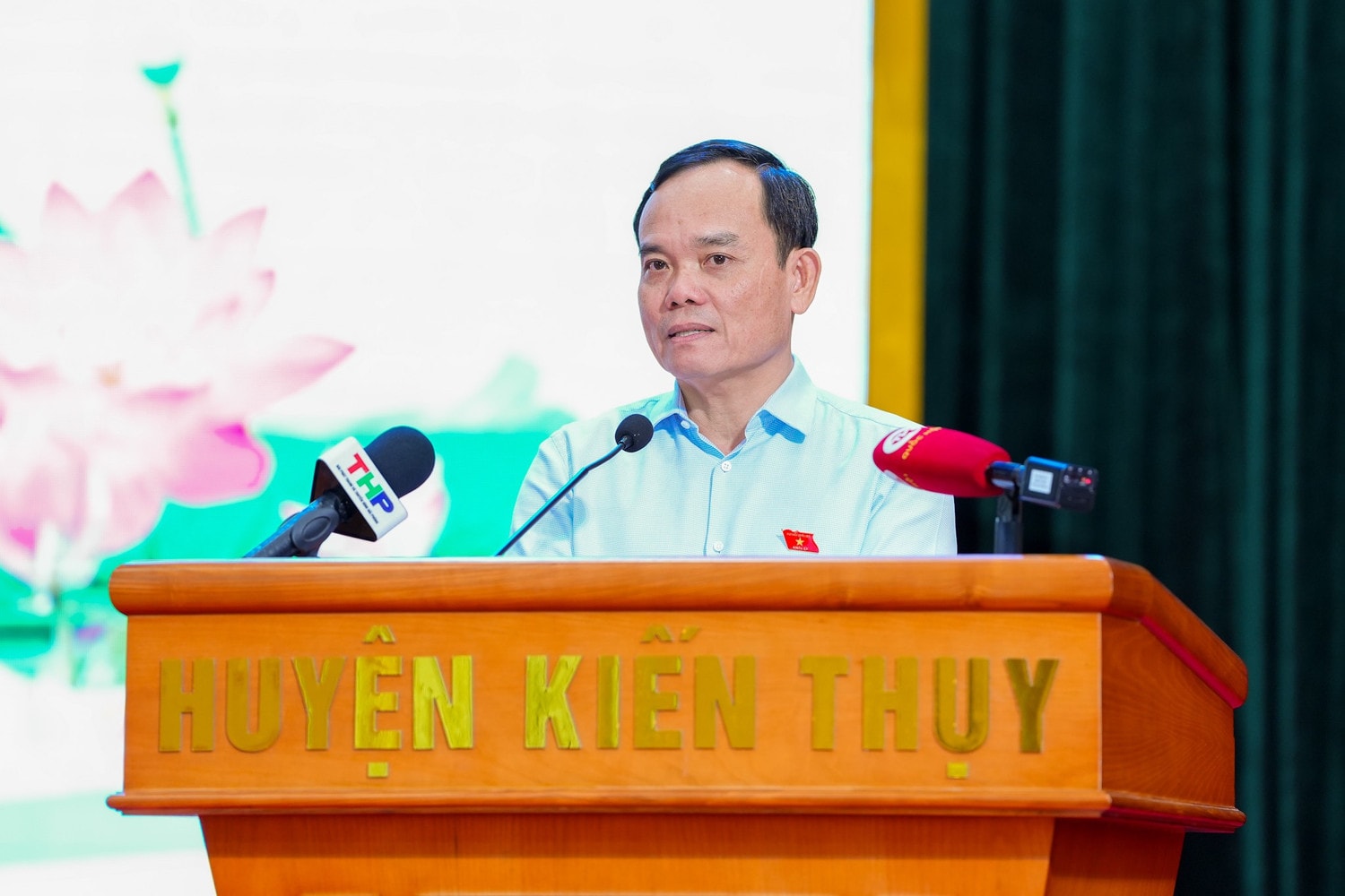 Phó Thủ tướng Chính phủ Trần Lưu Quang tiếp xúc cử tri huyện Kiến Thụy, thành phố Hải Phòng -0