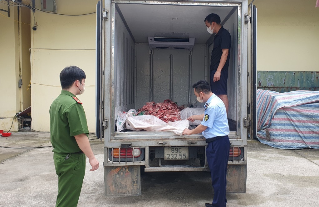Phát hiện, xử lý kịp thời 700kg thực phẩm không bảo đảm chất lượng -0