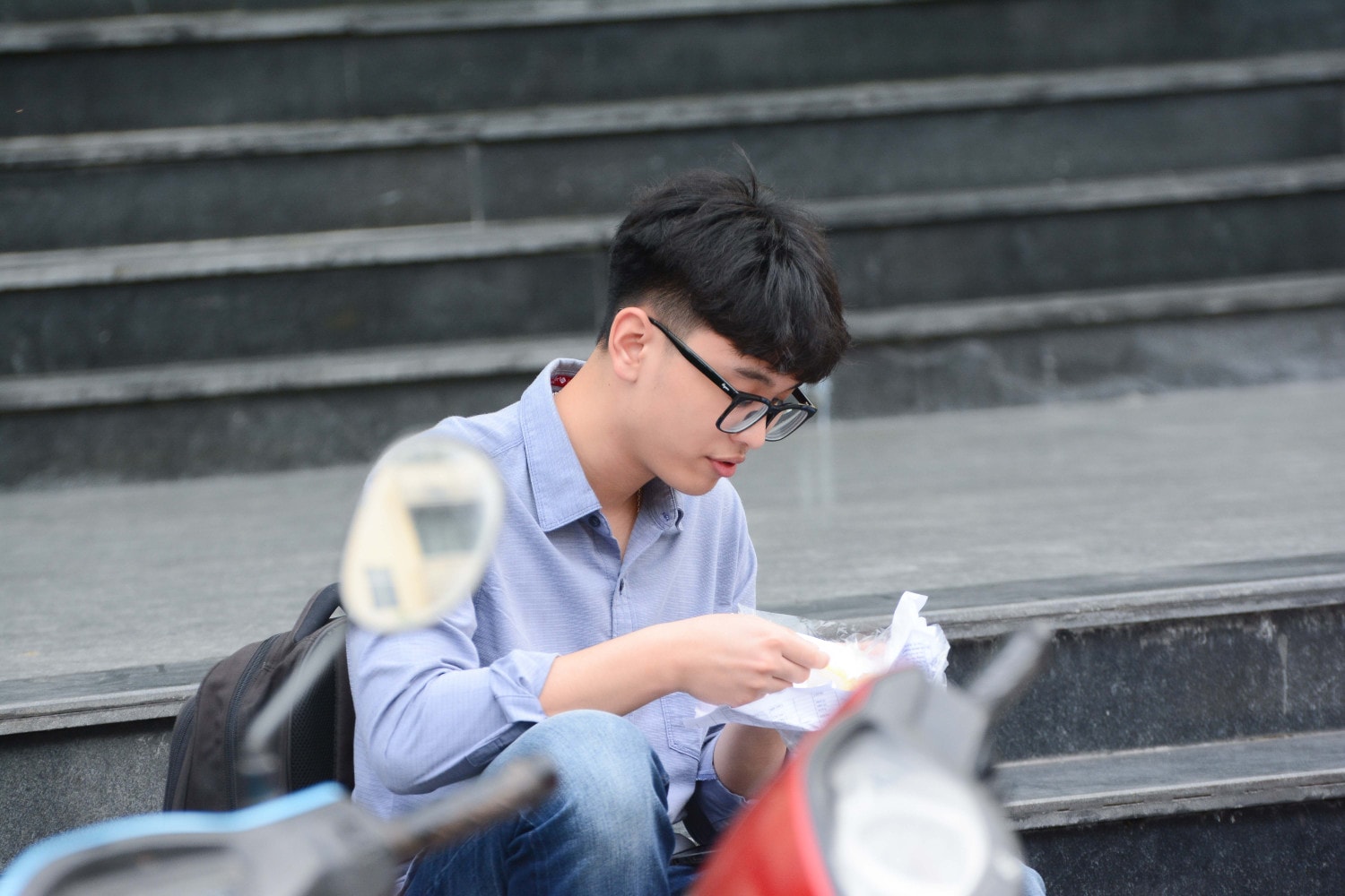 Hôm nay hàng nghìn thí sinh tới Đại học Sư Phạm Hà Nội thi đánh giá năng lực -0
