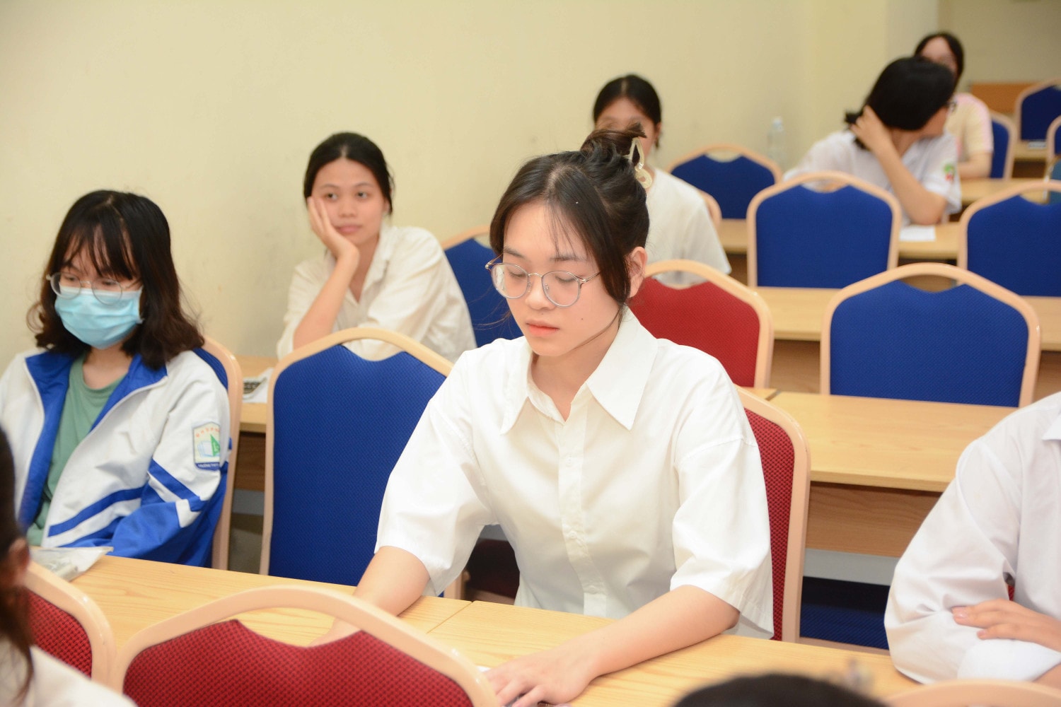 Hôm nay hàng nghìn thí sinh tới Đại học Sư Phạm Hà Nội thi đánh giá năng lực -3